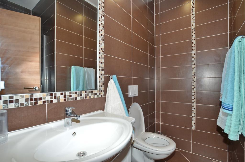Apartments Max&Leon Podstrana Chambre photo